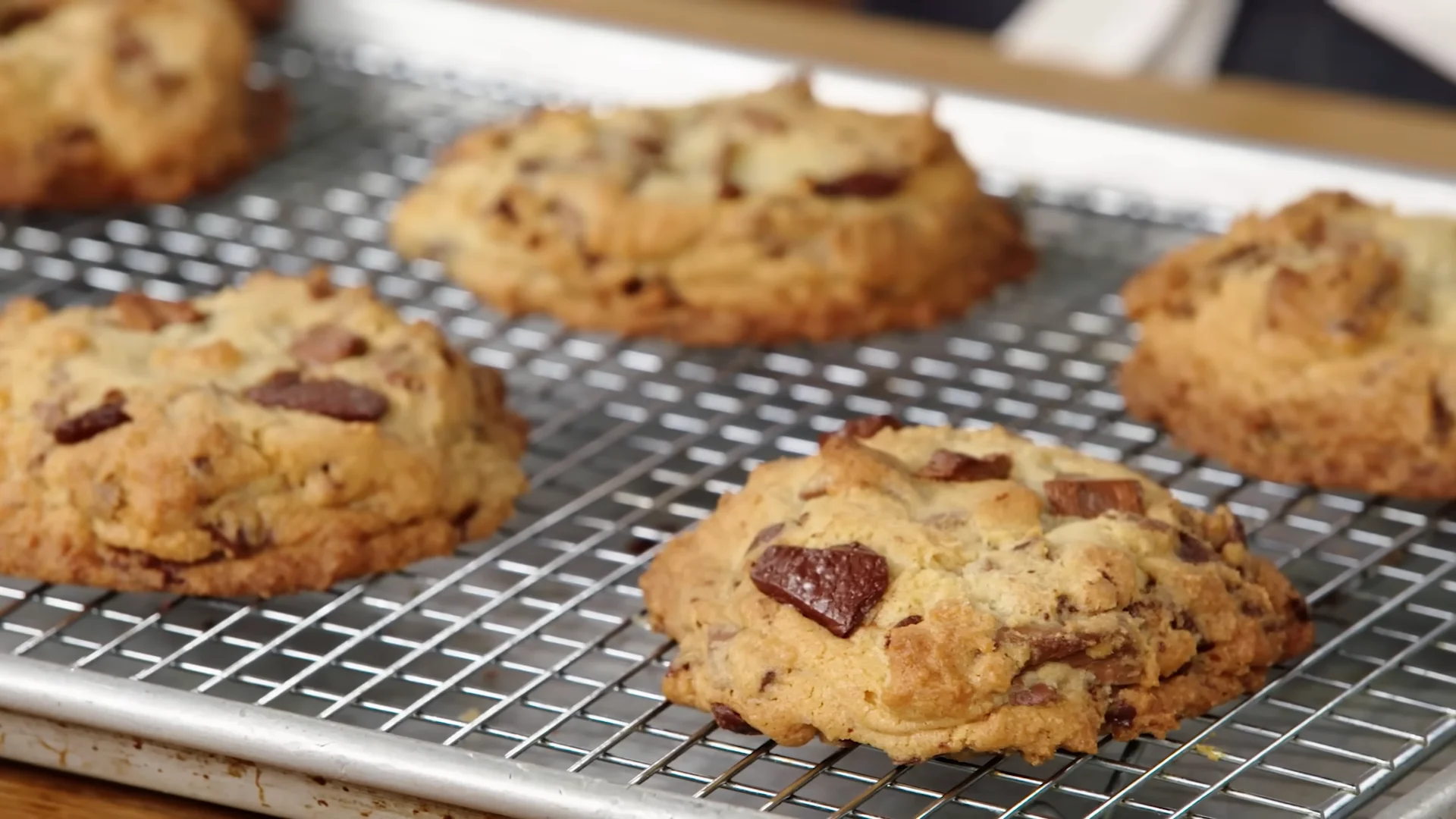 Bakery Style Chocolate Chip Cookies-Chewy & Delicious