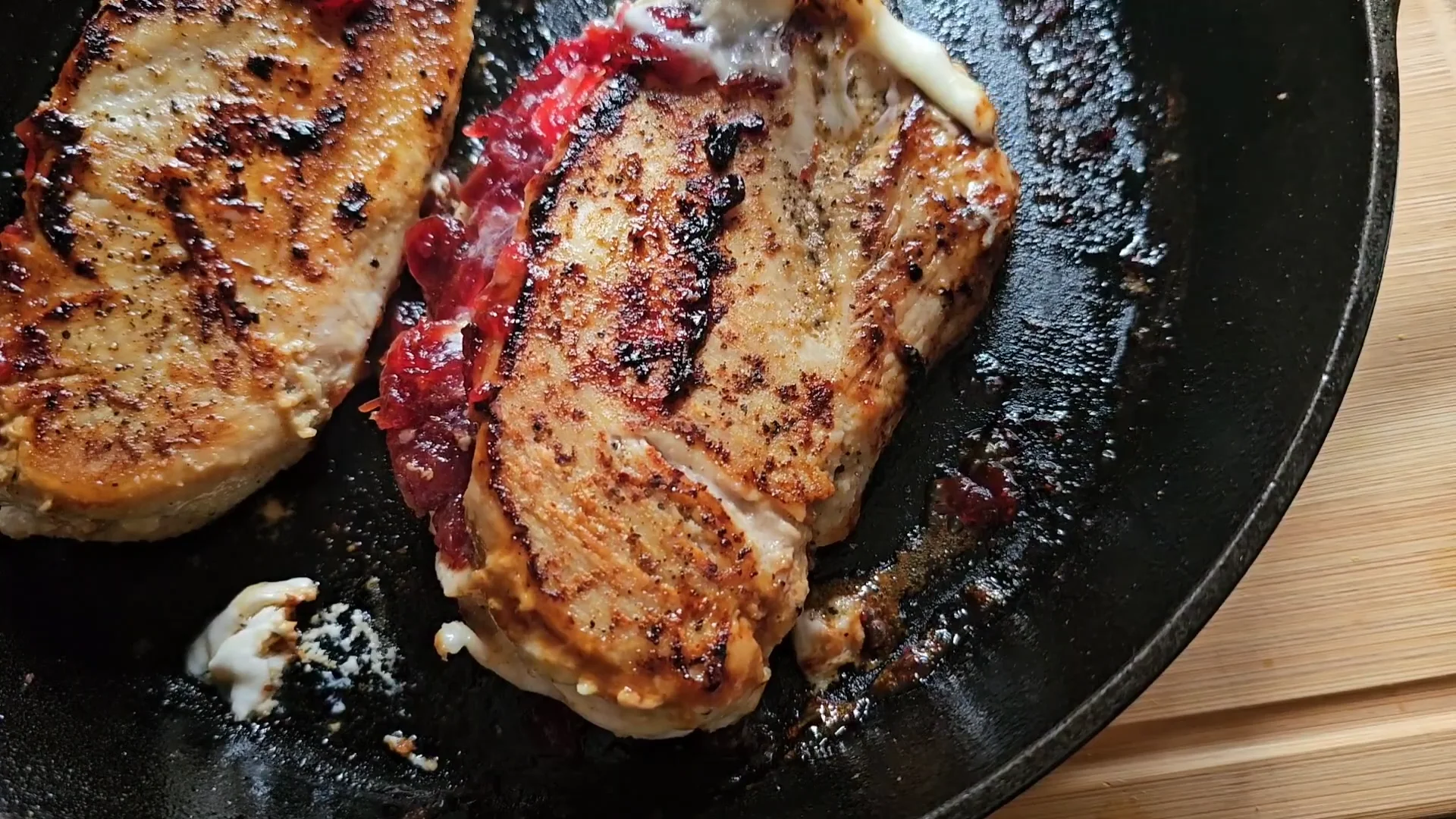 Cranberry Brie Stuffed Chicken Recipe-Easy & Impressive