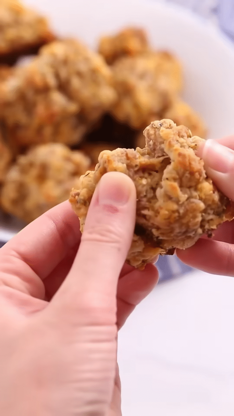 🥐 Easy Bisquick Sausage Balls