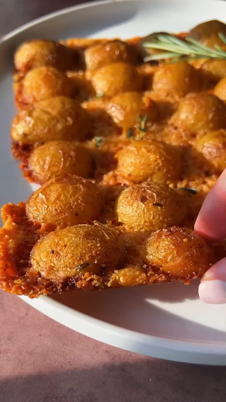 Crispy Parmesan Crusted Baby Potatoes: The Perfect Side Dish