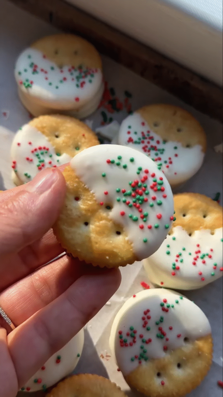 Caramel Ritz Cracker Christmas Cookies | Easy Holiday Treats