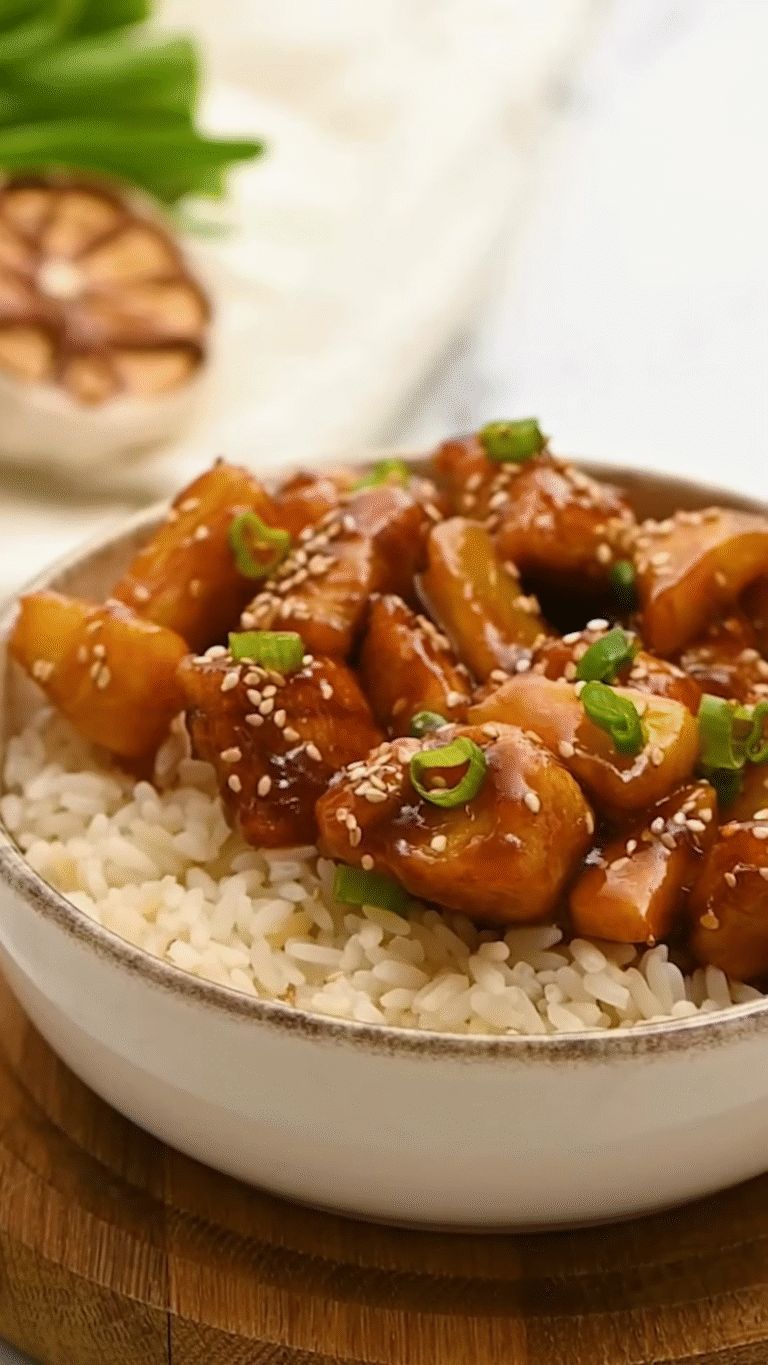 Easy Pineapple Chicken with Rice – Sweet & Savory One-Pan Dinner
